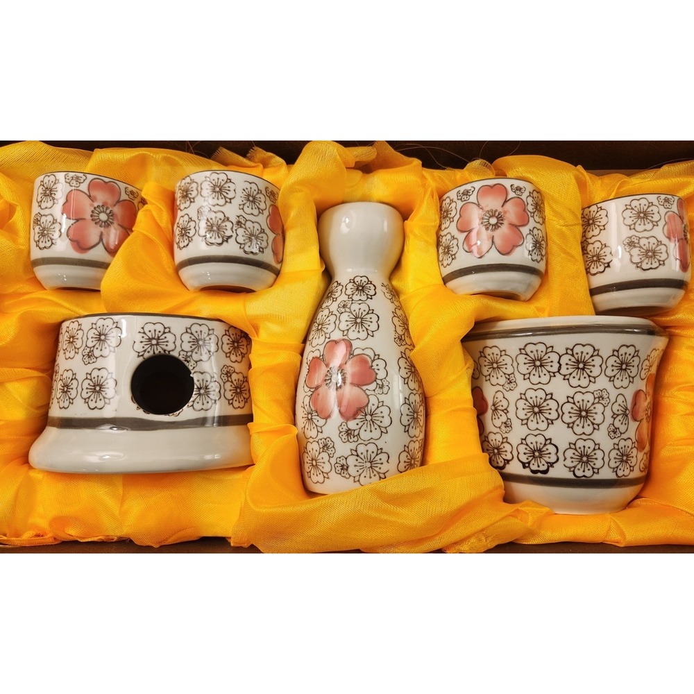 Vintage Japanese porcelain Tachikichi Sake set 7-piece Made in Japan New In Box